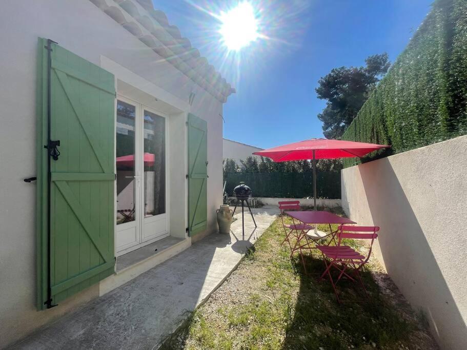 Logement Cosy Cuisine / Terrasse / Bbq Ollioules Εξωτερικό φωτογραφία
