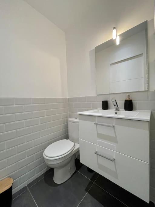 Logement Cosy Cuisine / Terrasse / Bbq Ollioules Εξωτερικό φωτογραφία